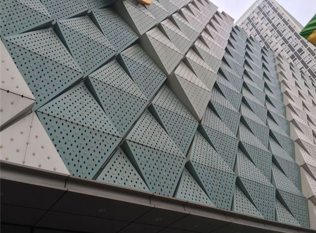 深圳铝单板厂家持之以恒才有长远发展